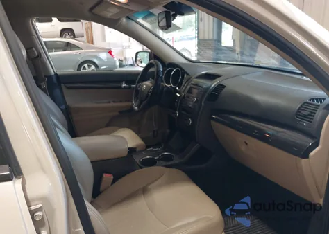 2011 Kia Sorento Ex from USA, damaged, VIN 5XYKU3A1XBG102537